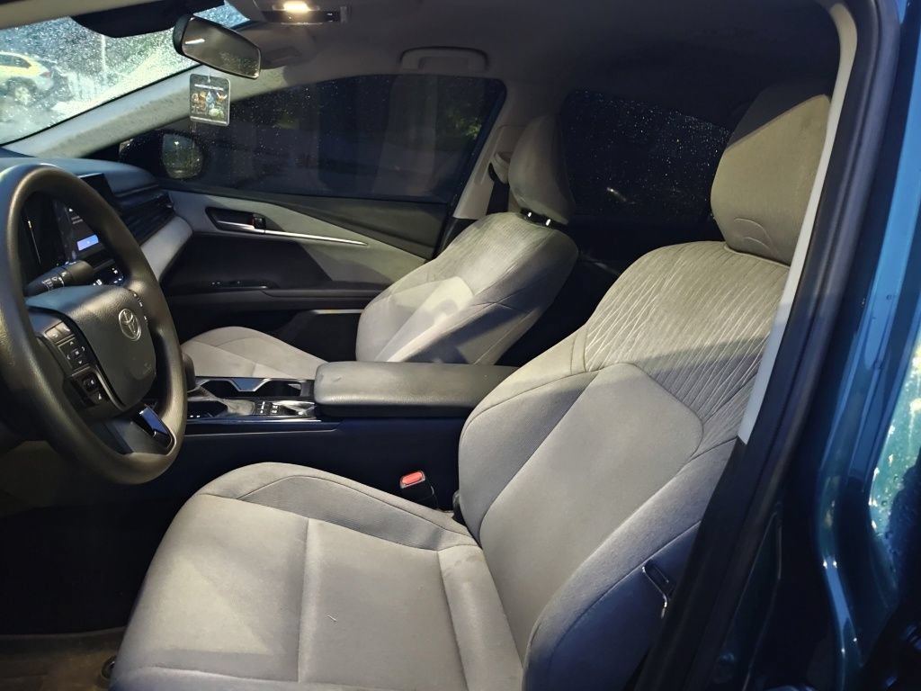 Used 2025 Toyota Camry LE FWD image 6
