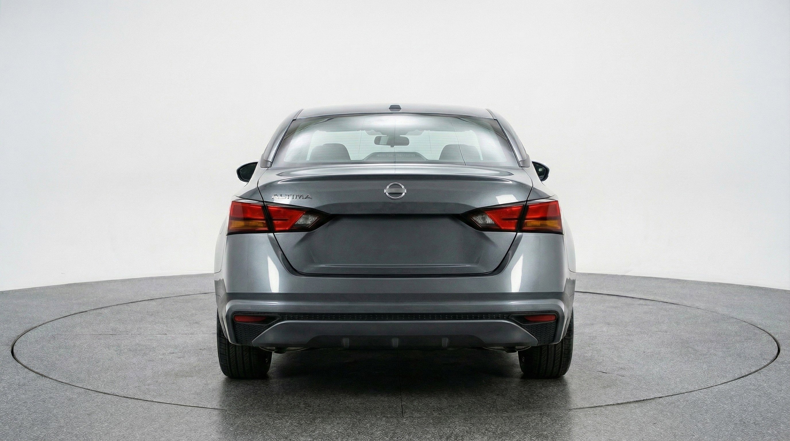 Used 2025 Nissan Altima 2.5 SV image 7