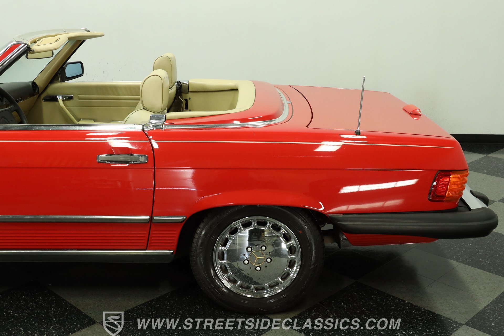 Used 1989 Mercedes-Benz 560 SL image 24
