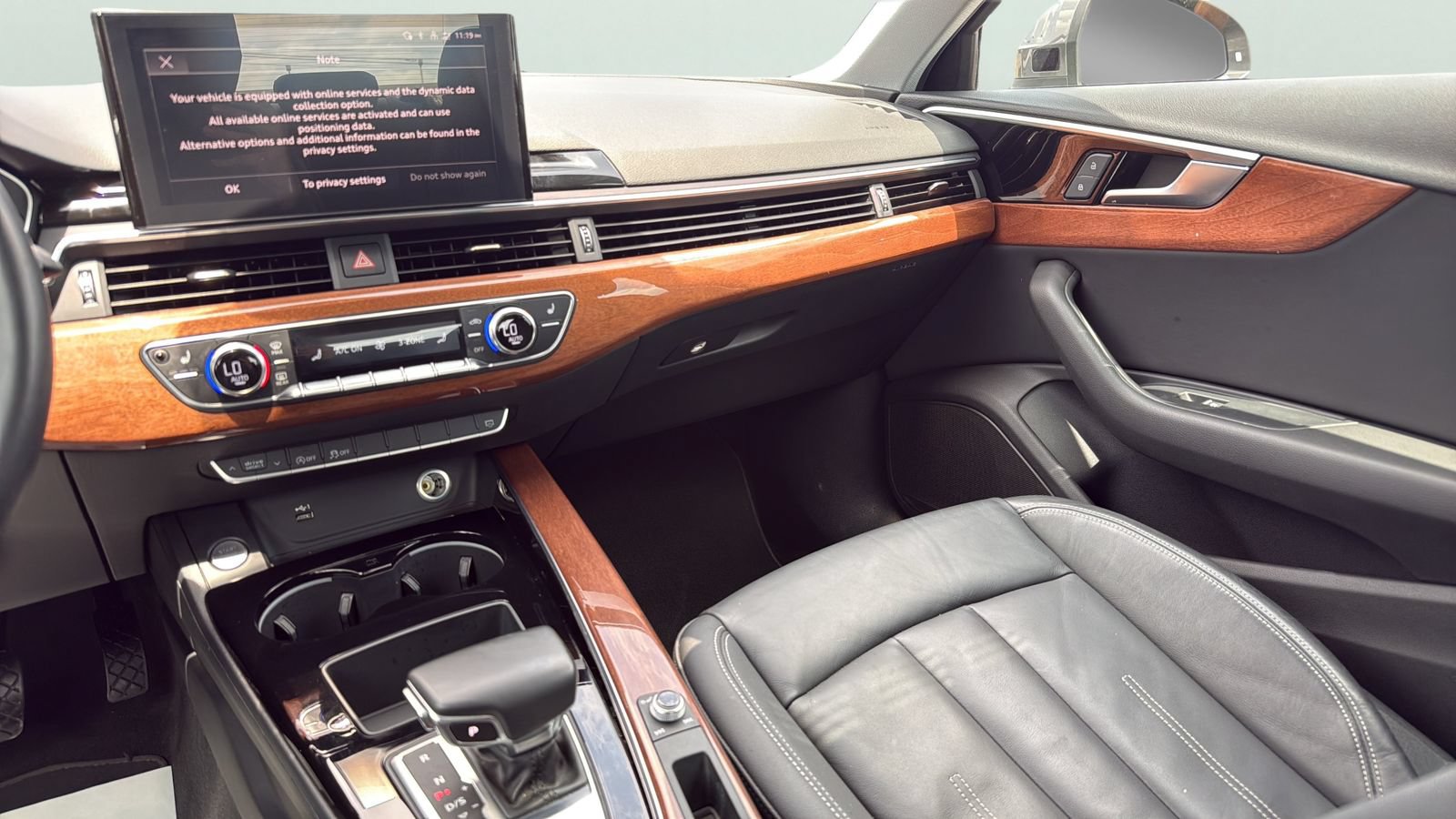 Used 2020 Audi A4 2.0T Premium w/ Convenience Package FWD image 18
