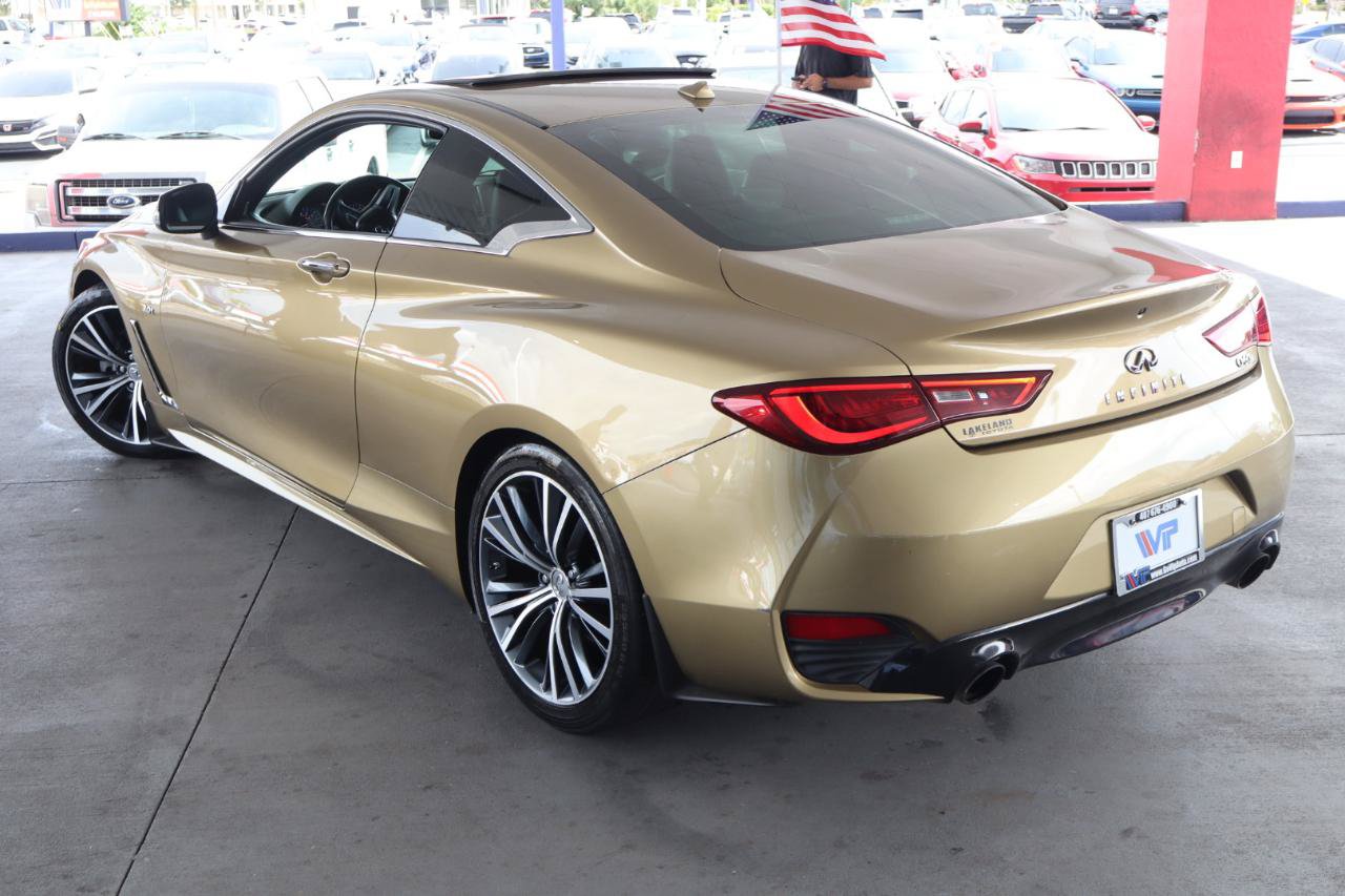 Used 2018 INFINITI Q60 3.0t Luxe RWD image 6