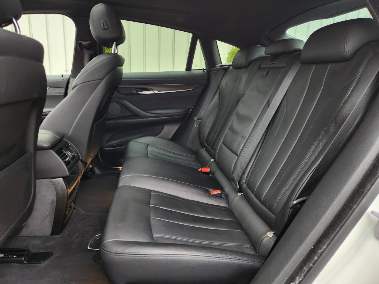 Used 2017 BMW X6 xDrive35i image 10