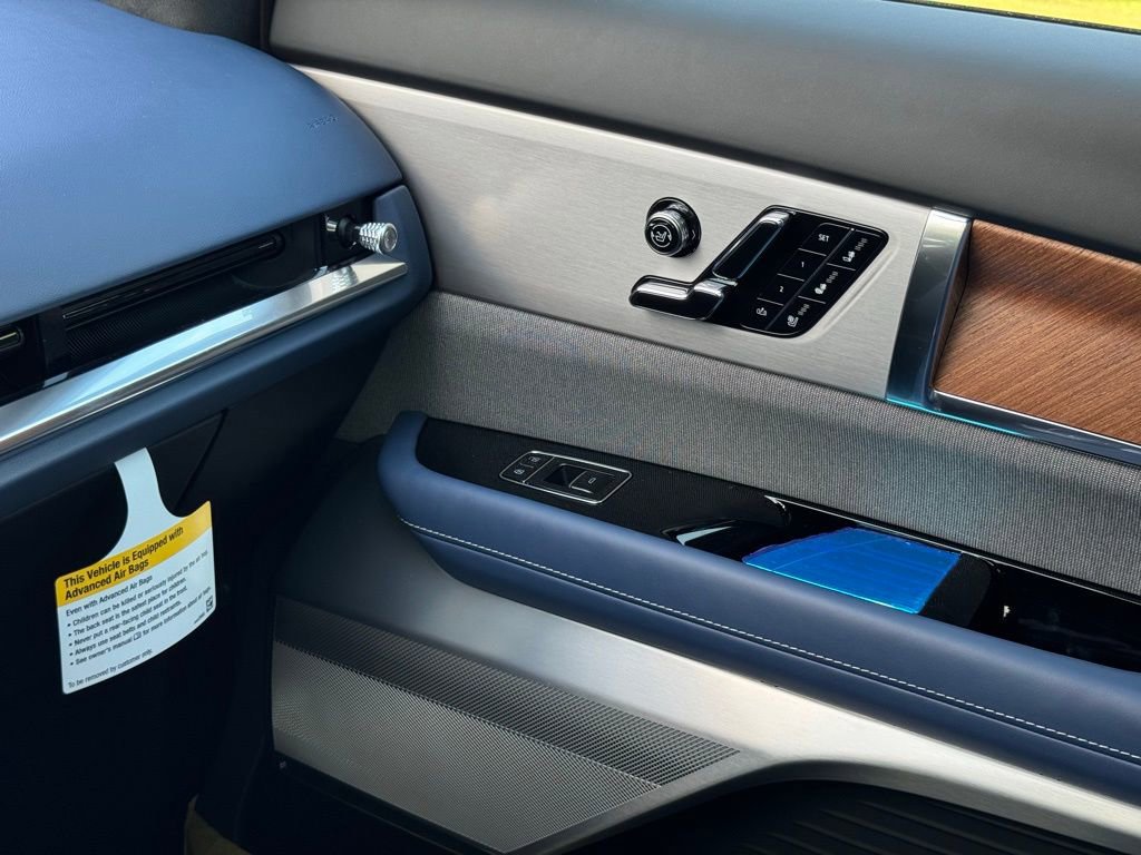 New 2026 Cadillac Vistiq Premium Luxury image 33