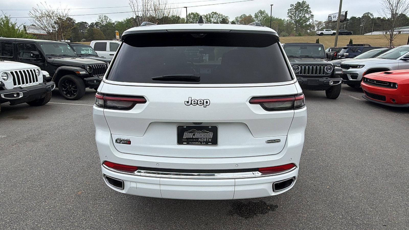 Certified 2025 Jeep Grand Cherokee L Overland w/ Luxury Tech Group IV image 9