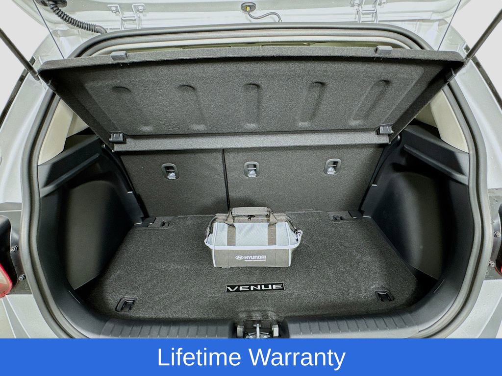 New 2026 Hyundai Venue SEL image 27