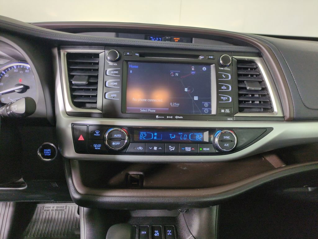 Used 2017 Toyota Highlander XLE w/ Protection Package #3 image 20