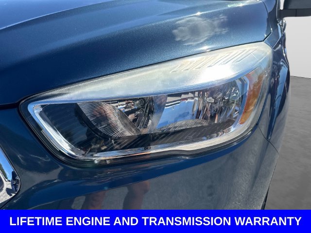 Used 2018 Ford Escape SE w/ SE Sync 3 Package FWD image 10