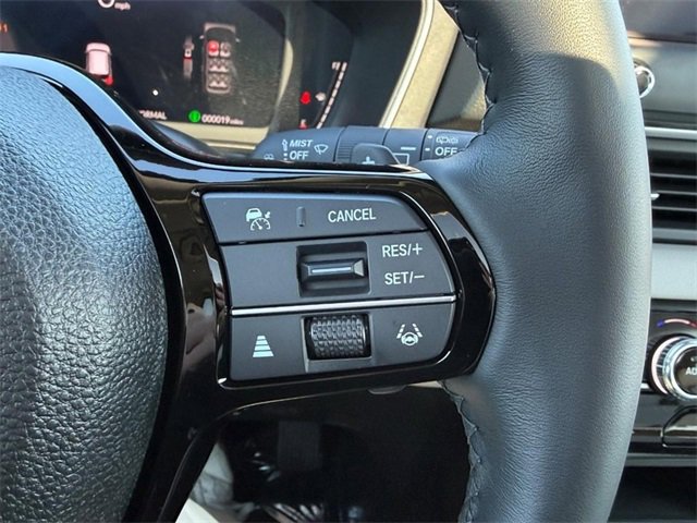 New 2026 Honda Pilot Touring image 14