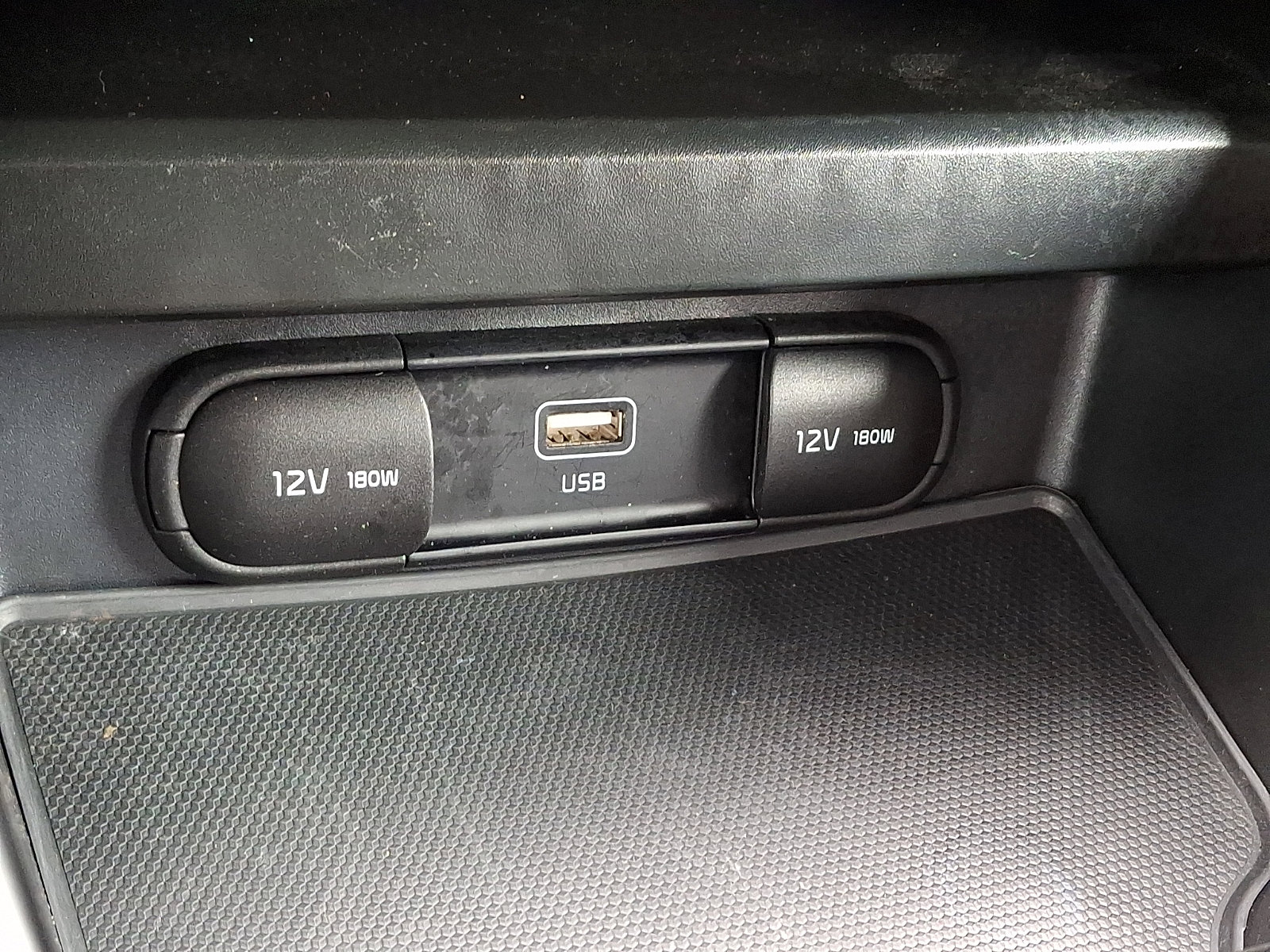 Used 2023 Kia Soul LX image 23