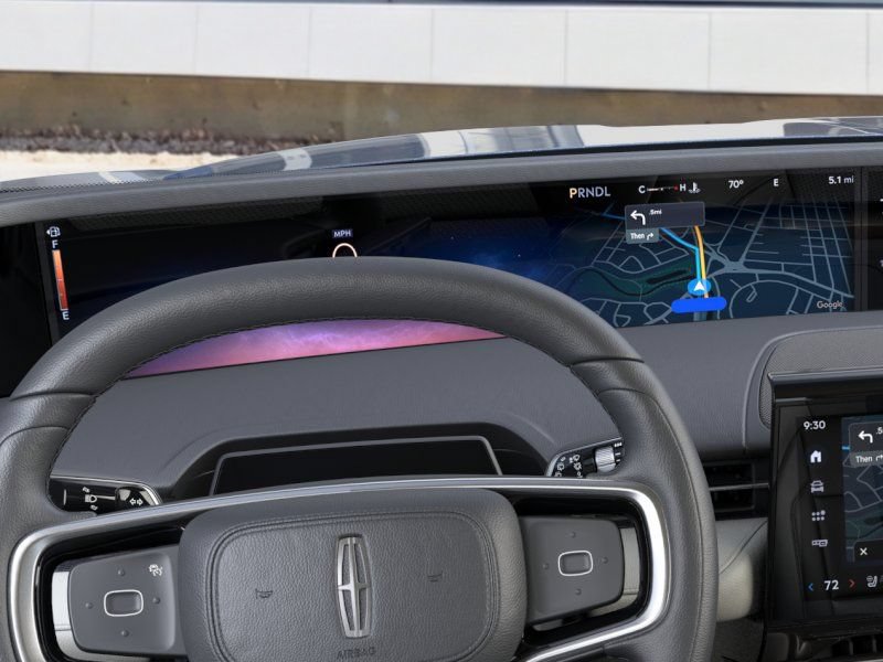 New 2026 Lincoln Nautilus Premier AWD/4WD image 13