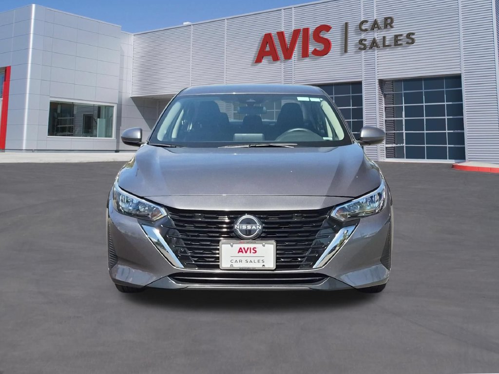 Used 2025 Nissan Sentra SV FWD image 2