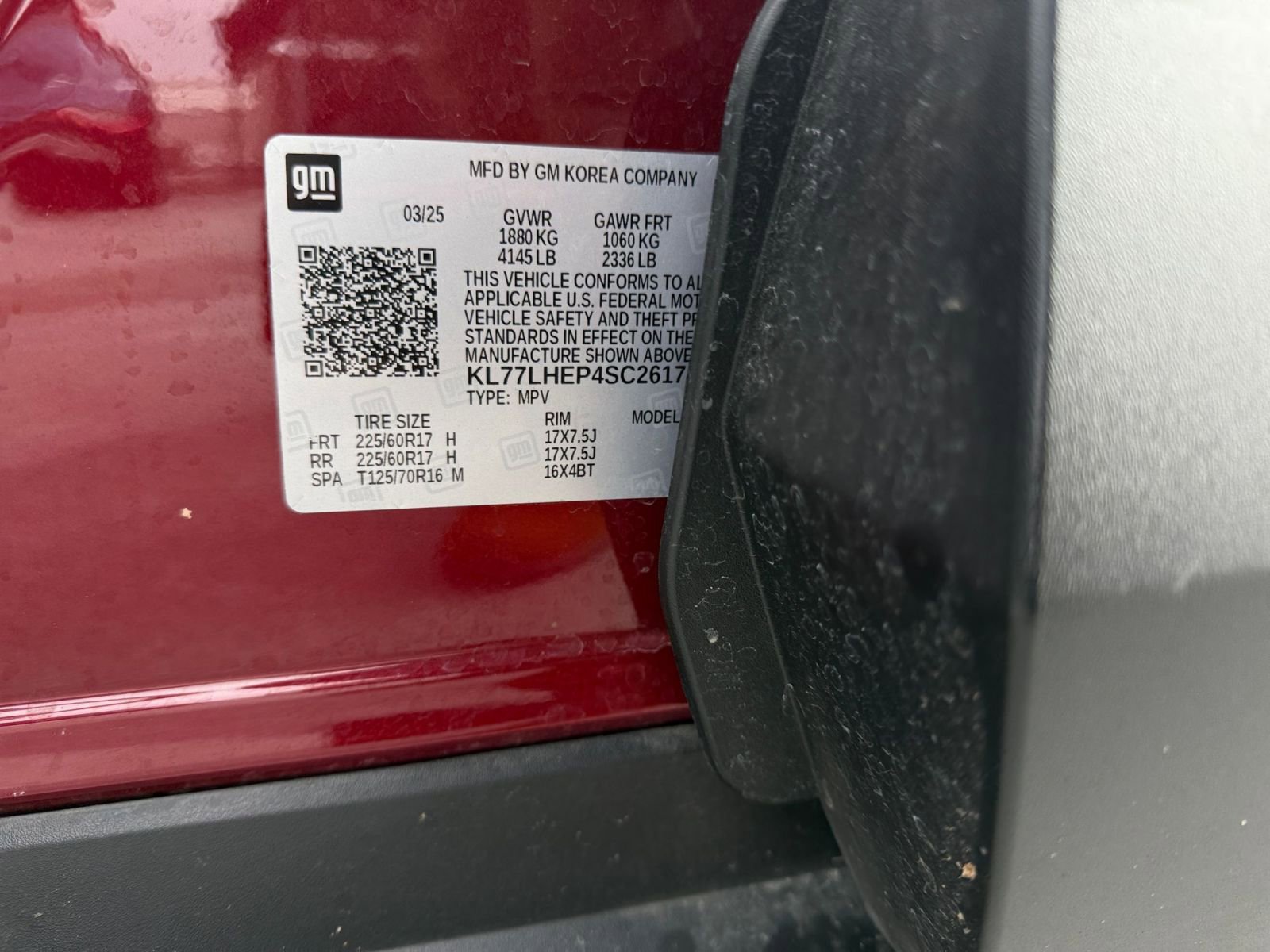 Used 2025 Chevrolet Trax LT w/ LT Convenience Package image 29