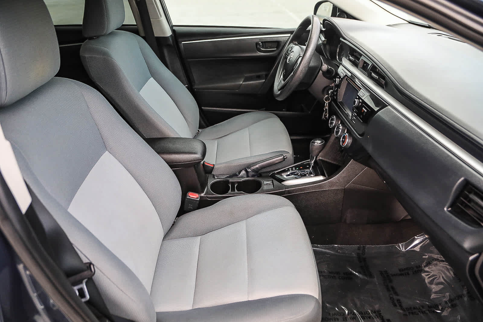 Used 2016 Toyota Corolla L FWD image 16