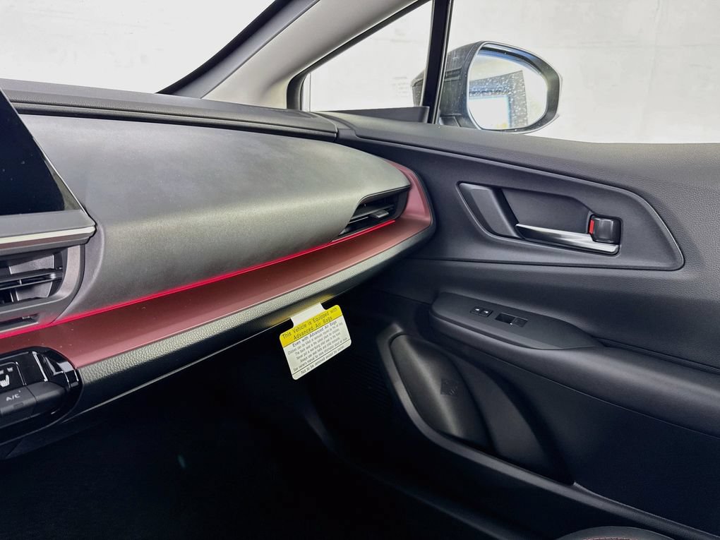 Used 2026 Toyota Prius Plug-In Hybrid FWD image 34