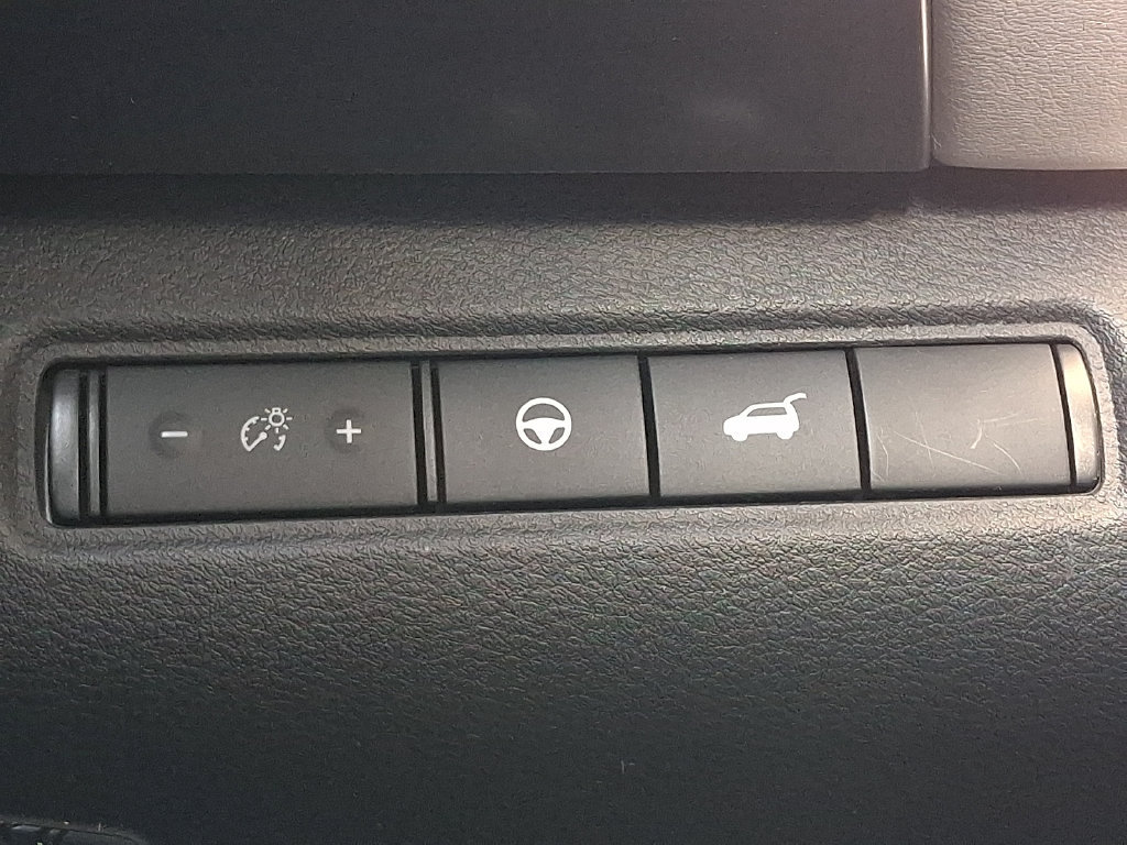 Used 2022 Nissan Pathfinder SL AWD/4WD image 25