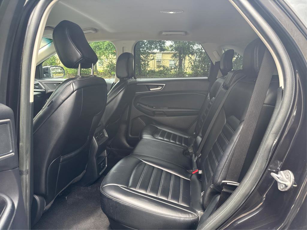 Used 2020 Ford Edge SEL image 10