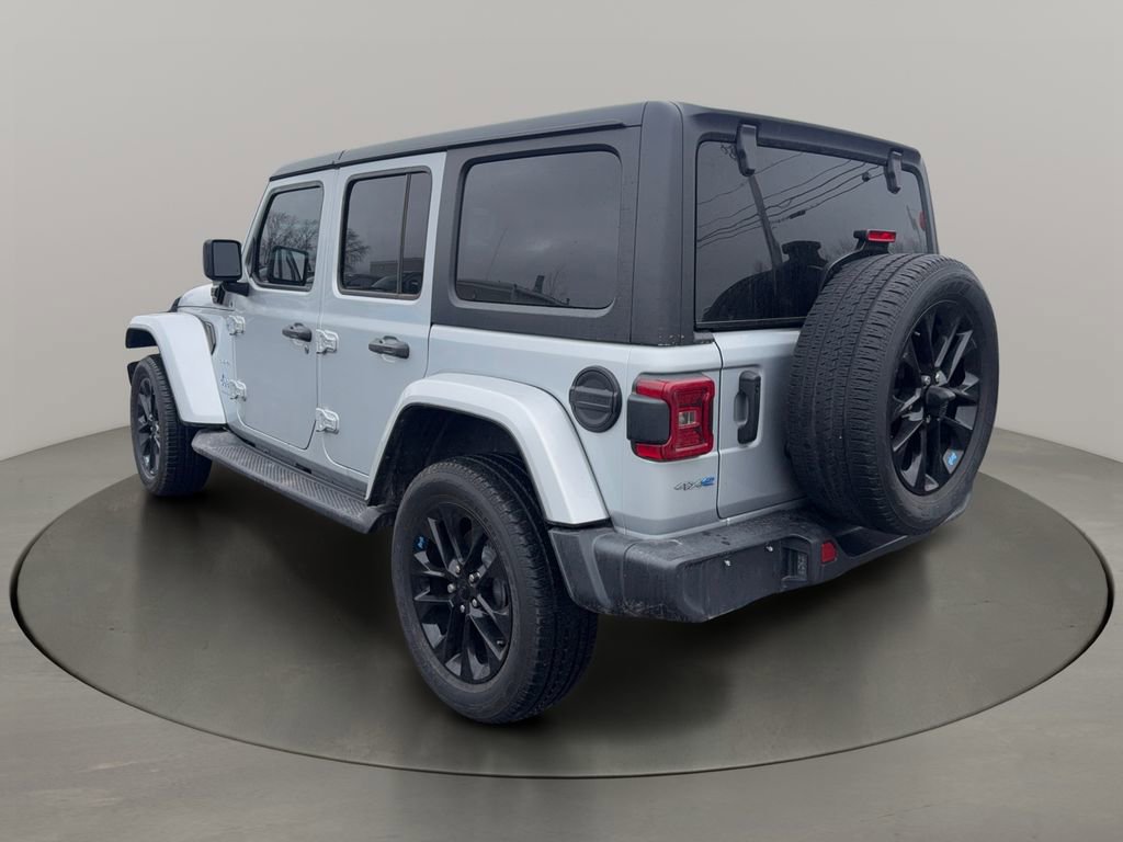 Used 2023 Jeep Wrangler Unlimited Sahara image 5