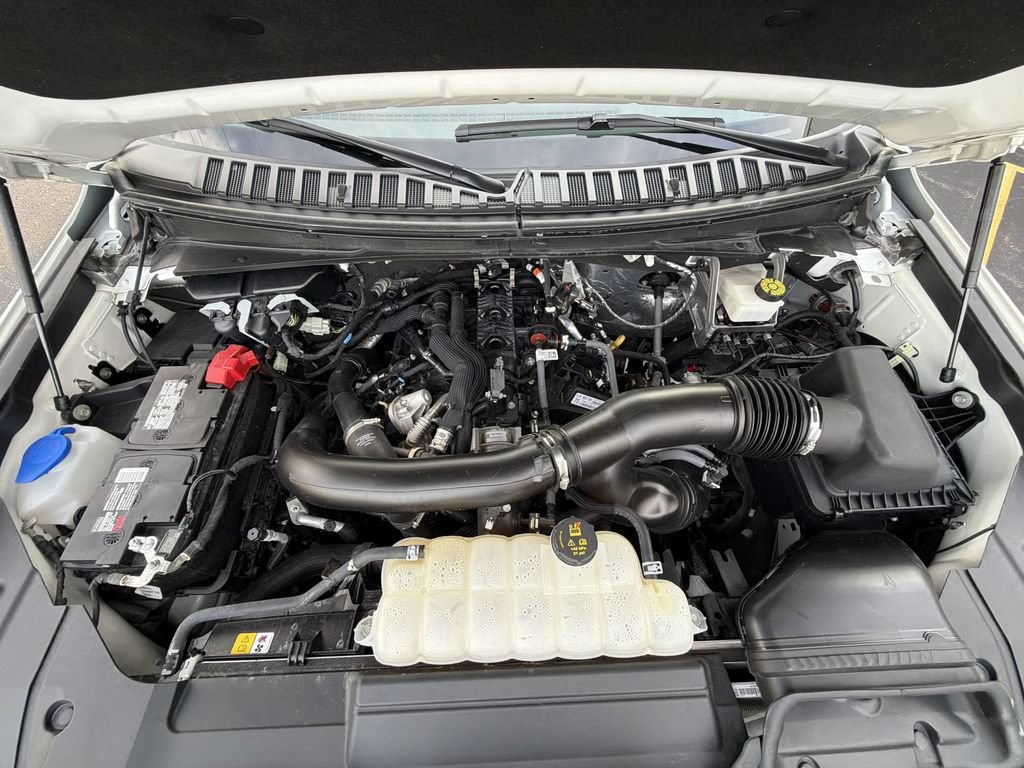 Certified 2024 Lincoln Navigator Reserve AWD/4WD image 18