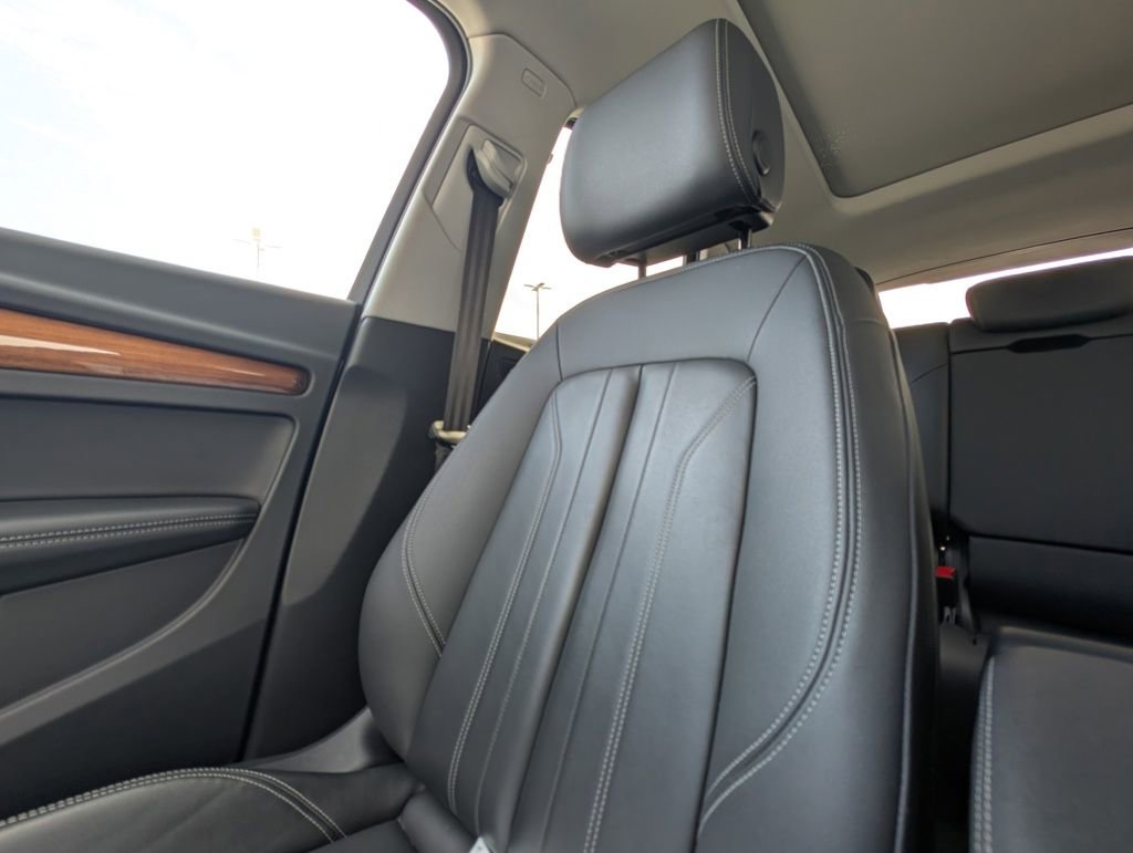 Used 2023 Audi Q5 2.0T Premium Plus image 12