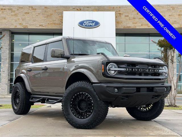 Certified 2026 Ford Bronco Outer Banks AWD/4WD image 1