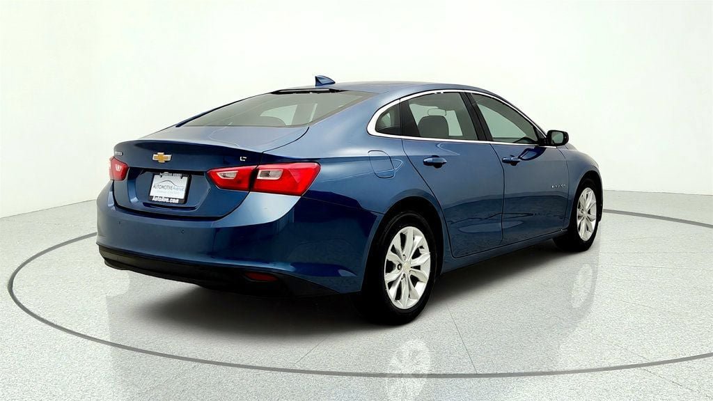 Used 2024 Chevrolet Malibu LT FWD image 5
