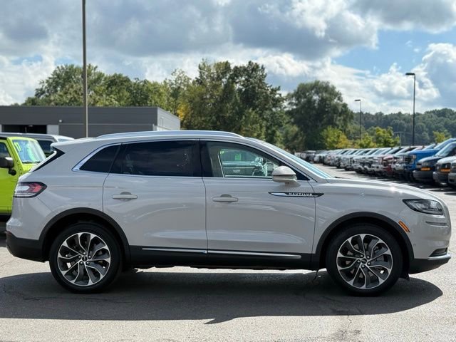 Used 2022 Lincoln Nautilus Reserve w/ Equipment Group 201A image 44