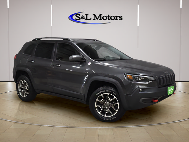 Used 2020 Jeep Cherokee Trailhawk w/ Cold Weather Group AWD/4WD image 9