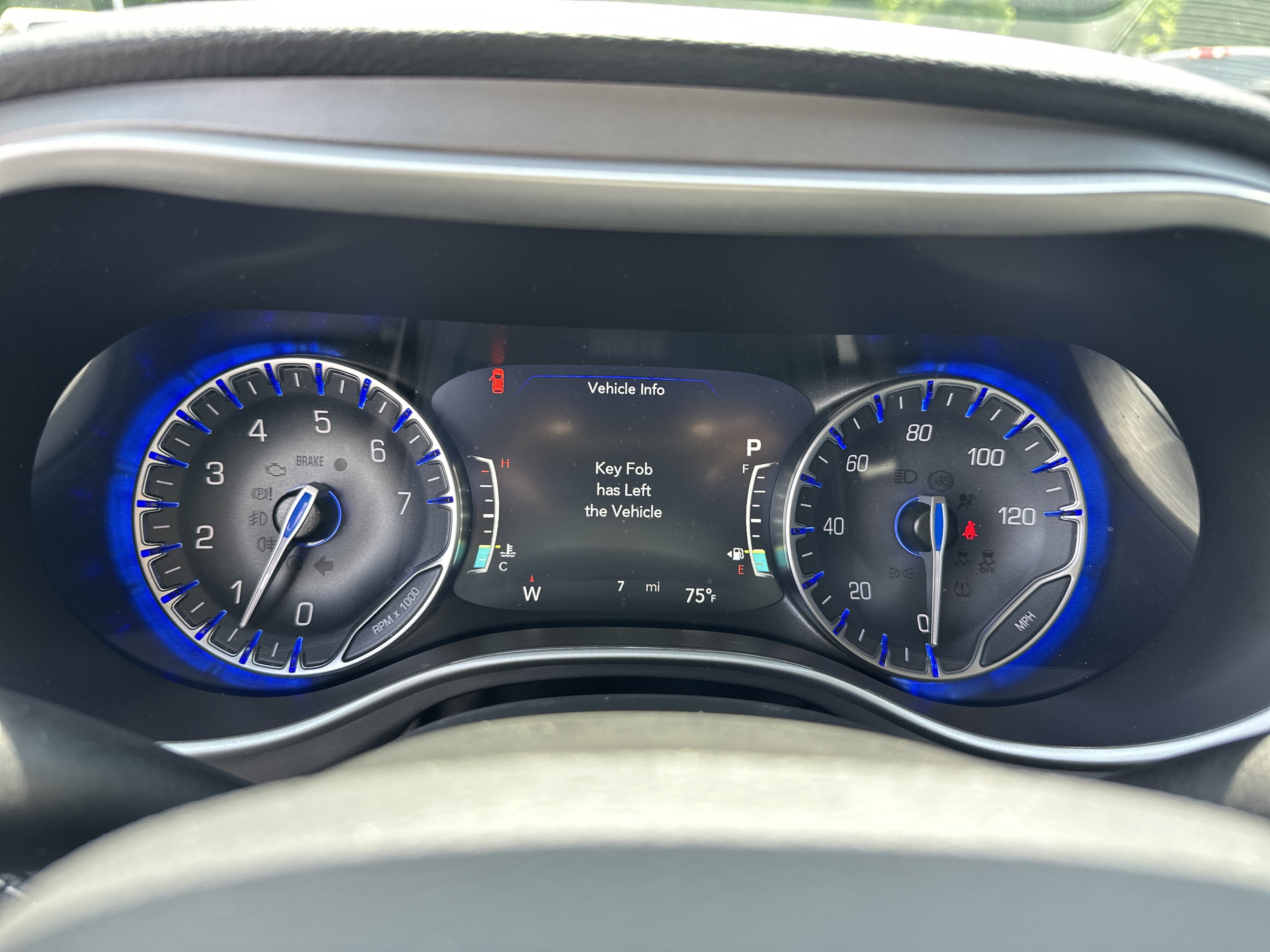 New 2027 Chrysler Pacifica Limited FWD image 21