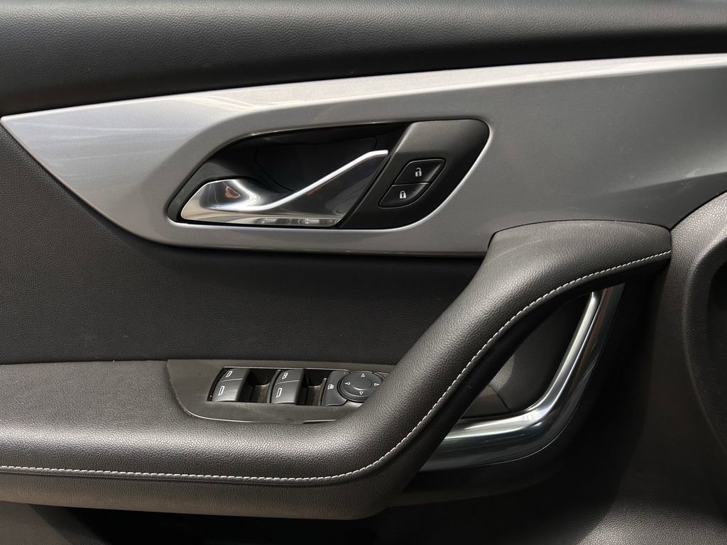 Used 2025 Chevrolet Blazer LT image 26