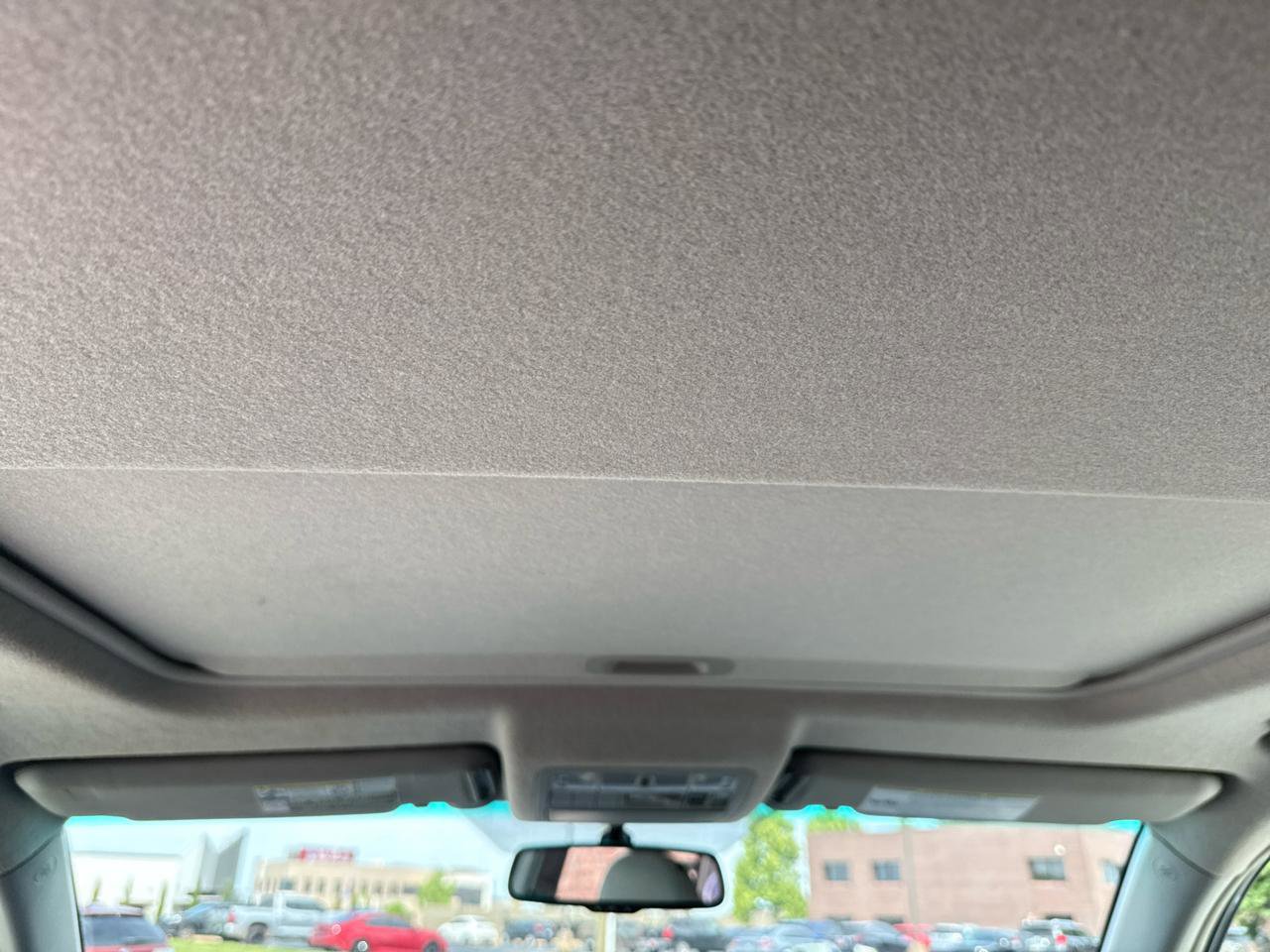 Used 2012 Toyota Highlander SE FWD image 41