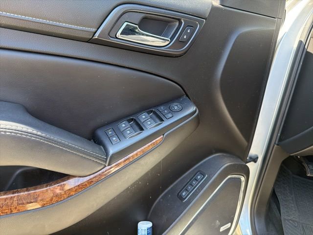 Used 2017 Chevrolet Suburban Premier image 24