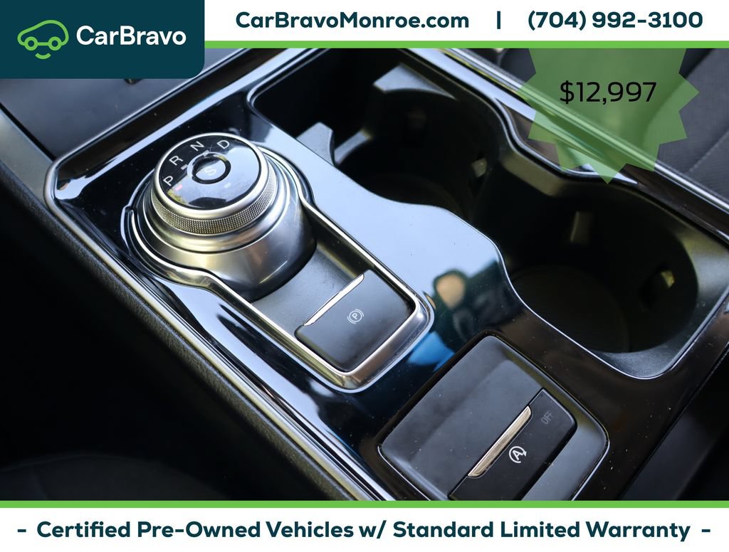 Used 2020 Ford Edge SE w/ Cargo Accessory Package FWD image 32