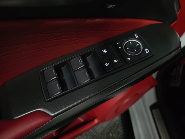 Used 2025 Lexus IS 350 F Sport image 31