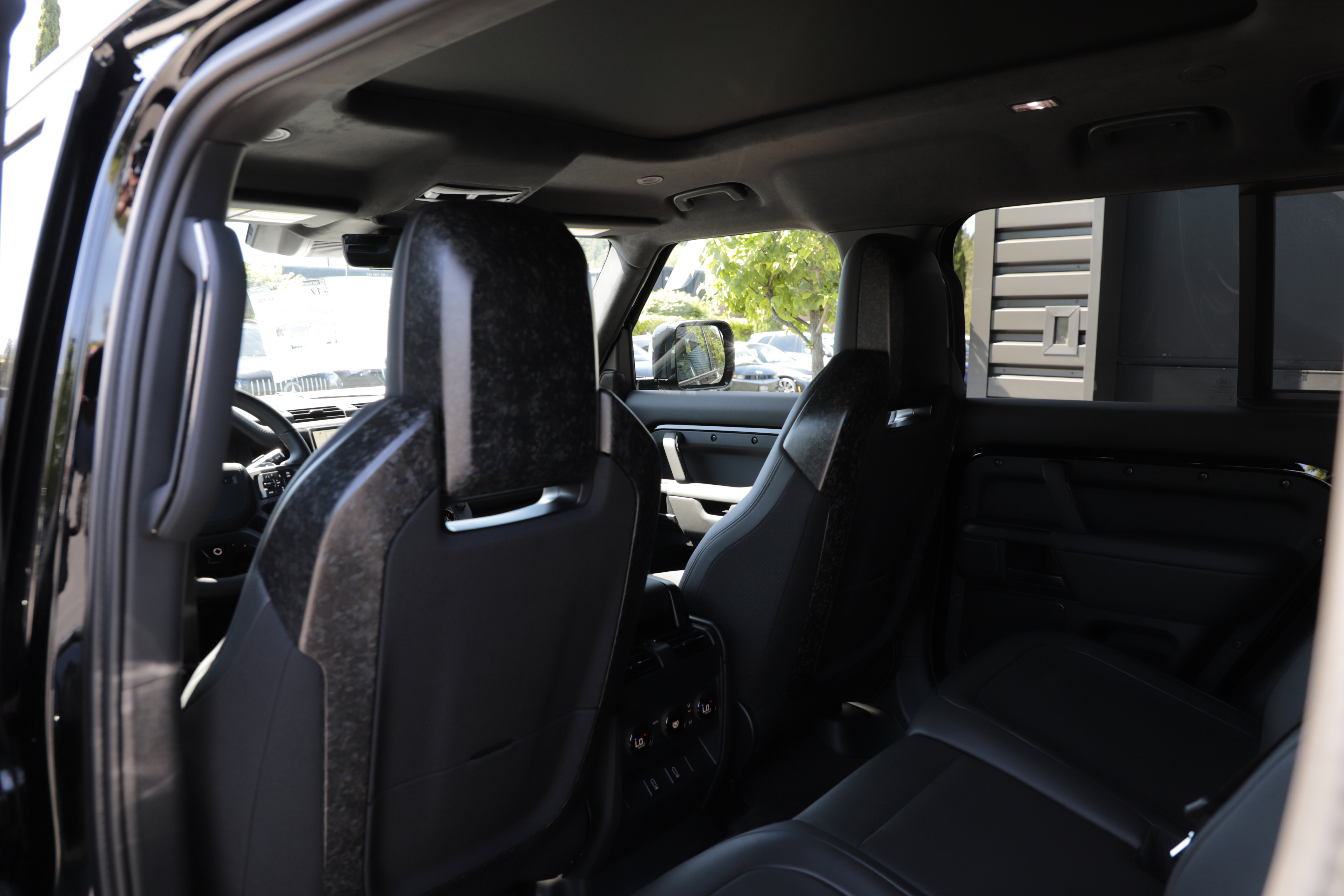 New 2026 Land Rover Defender 110 OCTA AWD/4WD image 15