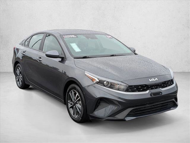 Used 2024 Kia Forte LXS image 3