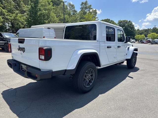 New 2026 Jeep Gladiator Sport AWD/4WD image 13