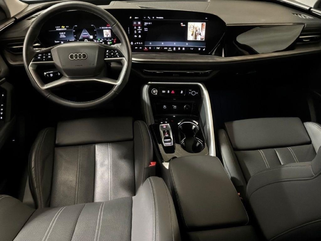 Used 2025 Audi Q5 Premium Plus w/ Premium Plus AWD/4WD image 10