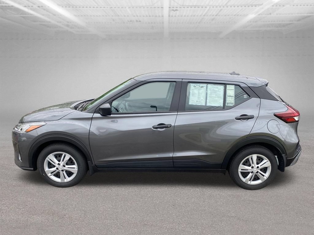 Certified 2025 Nissan Kicks Play S FWD image 2