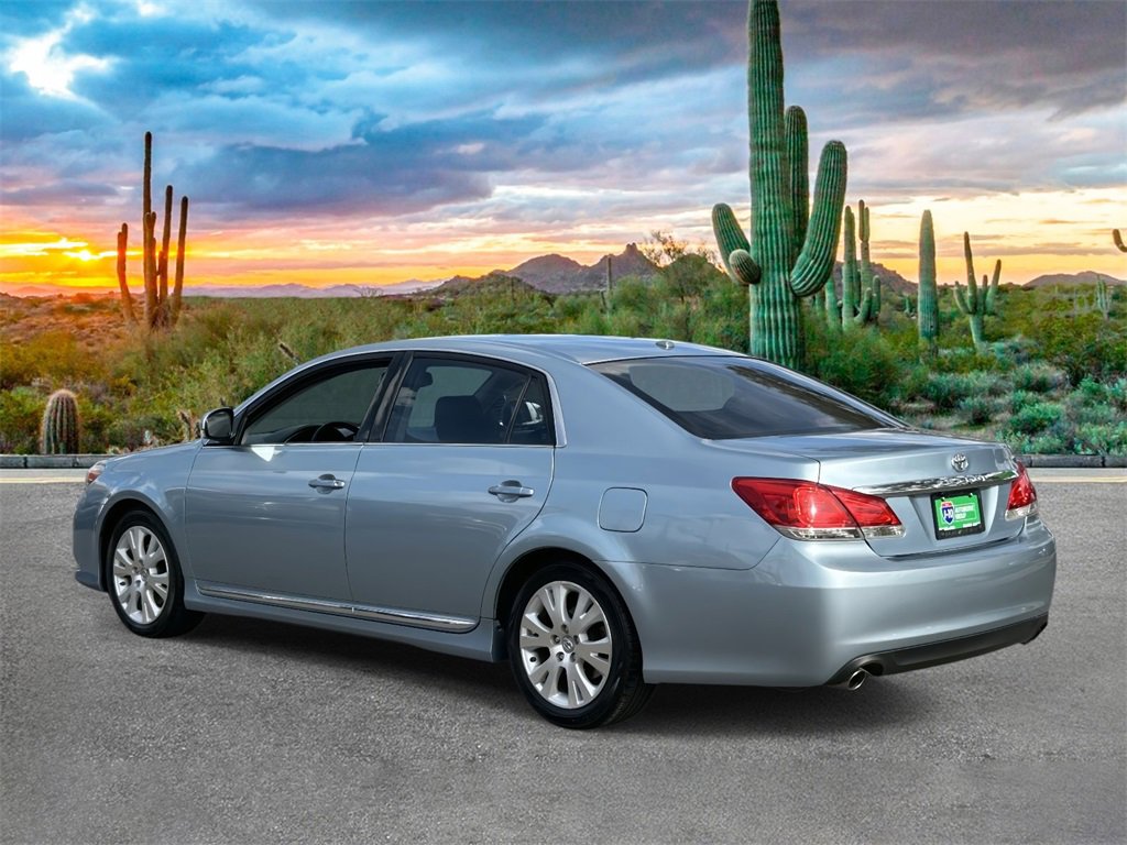 Used 2012 Toyota Avalon image 5