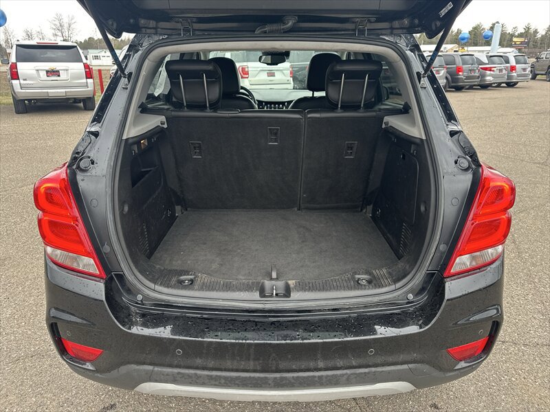Used 2019 Chevrolet Trax Premier w/ LPO, Protection Package AWD/4WD image 7