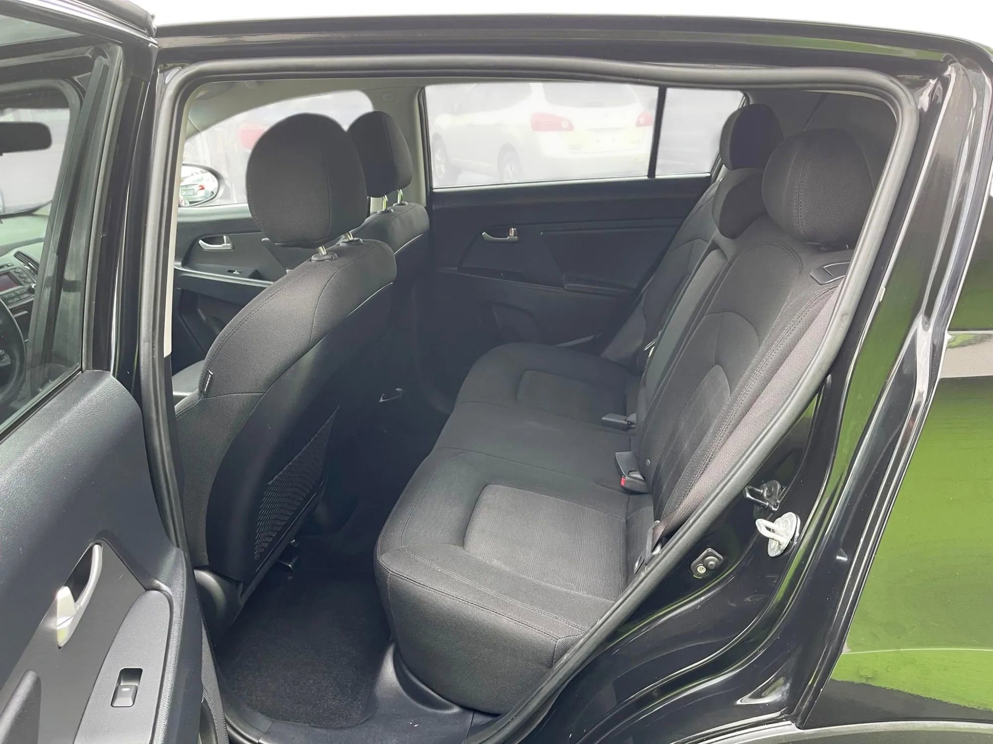 Used 2011 Kia Sportage LX image 11