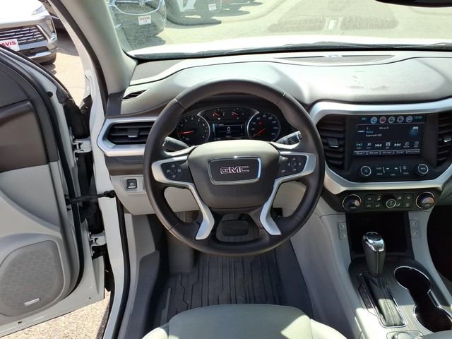 Used 2017 GMC Acadia SLT AWD/4WD image 14