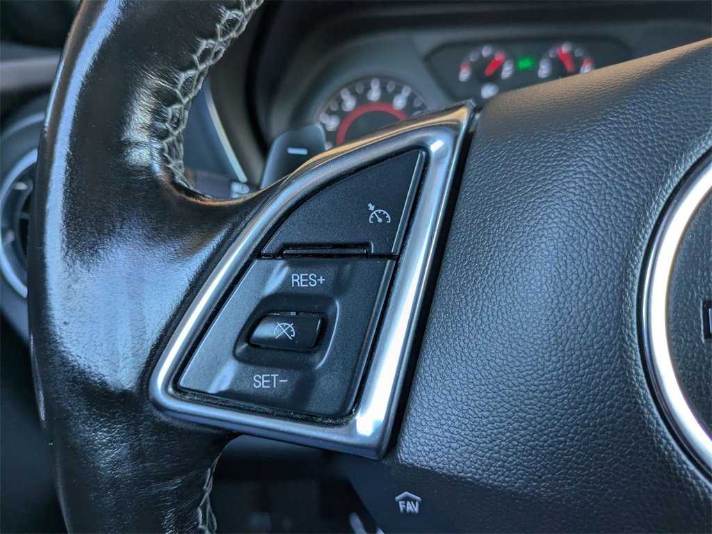 Used 2023 Chevrolet Camaro LT image 21