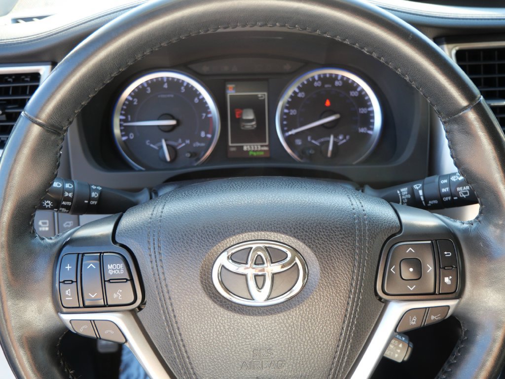 Certified 2019 Toyota Highlander Limited Platinum AWD/4WD image 25