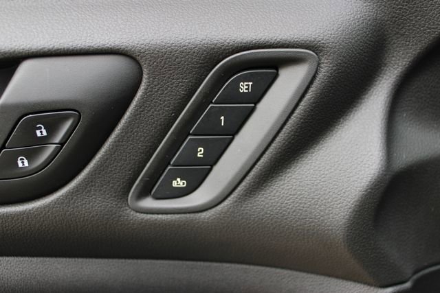 Used 2022 GMC Acadia SLT w/ Elevation Edition AWD/4WD image 4