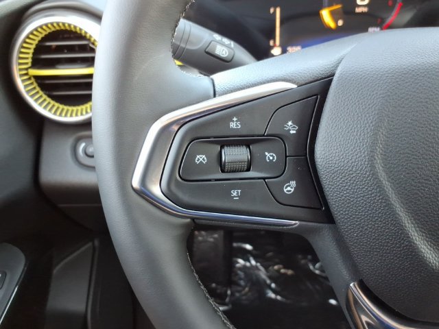 New 2026 Chevrolet Trax LT w/ Sunroof Package FWD image 13