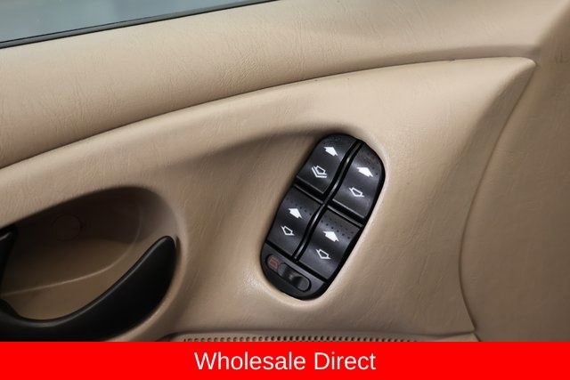 Used 2004 Ford Focus ZX5 Hatchback image 10