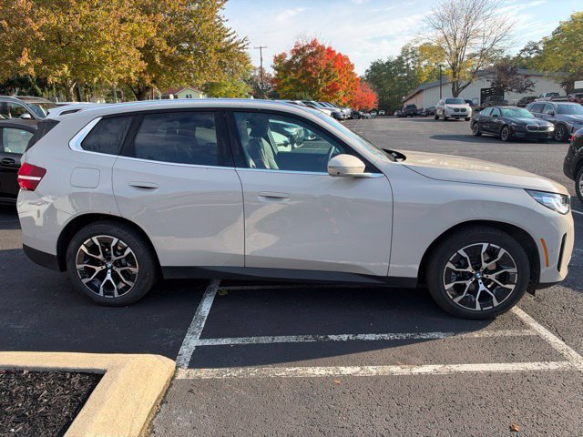 Used 2026 BMW X3 xDrive30i w/ Premium Package AWD/4WD image 4