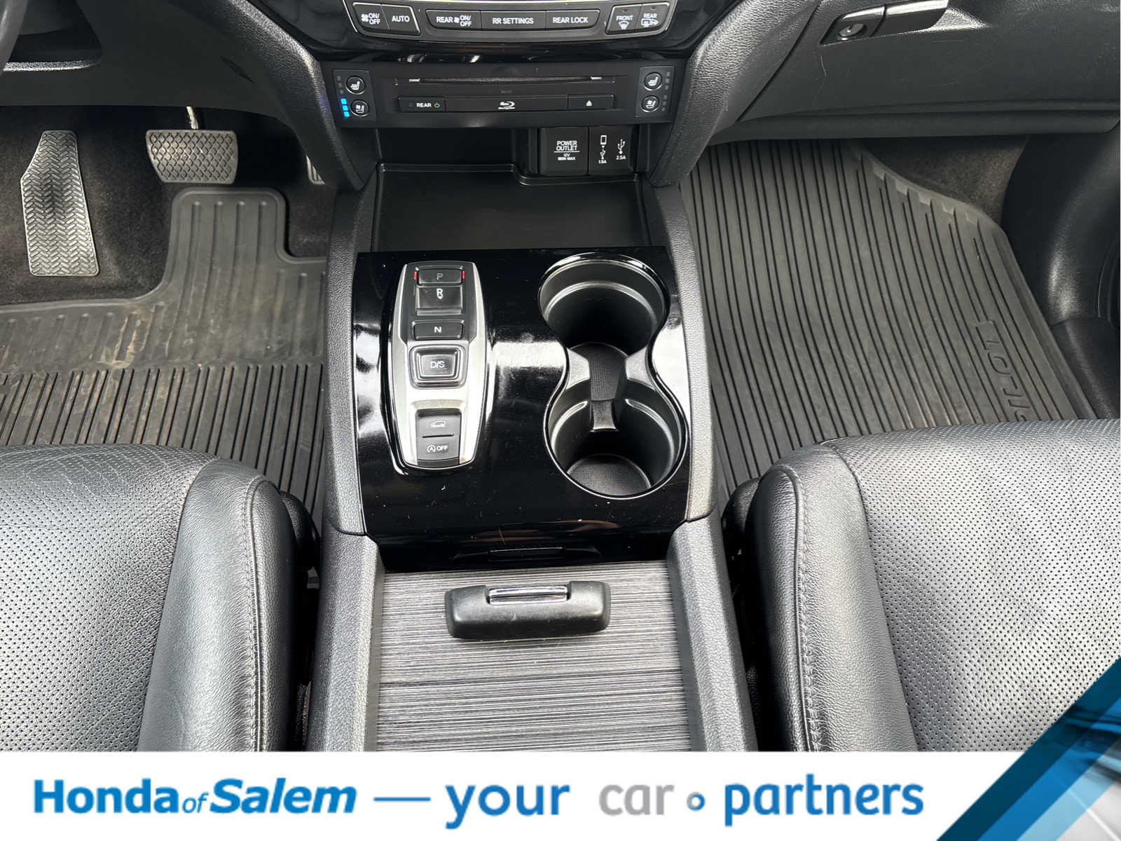 Used 2017 Honda Pilot Elite image 17