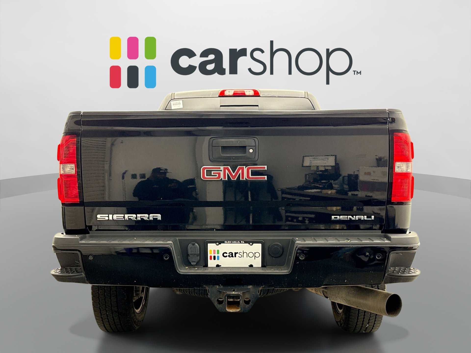 Used 2015 GMC Sierra 2500 Denali w/ Duramax Plus Package AWD/4WD image 4